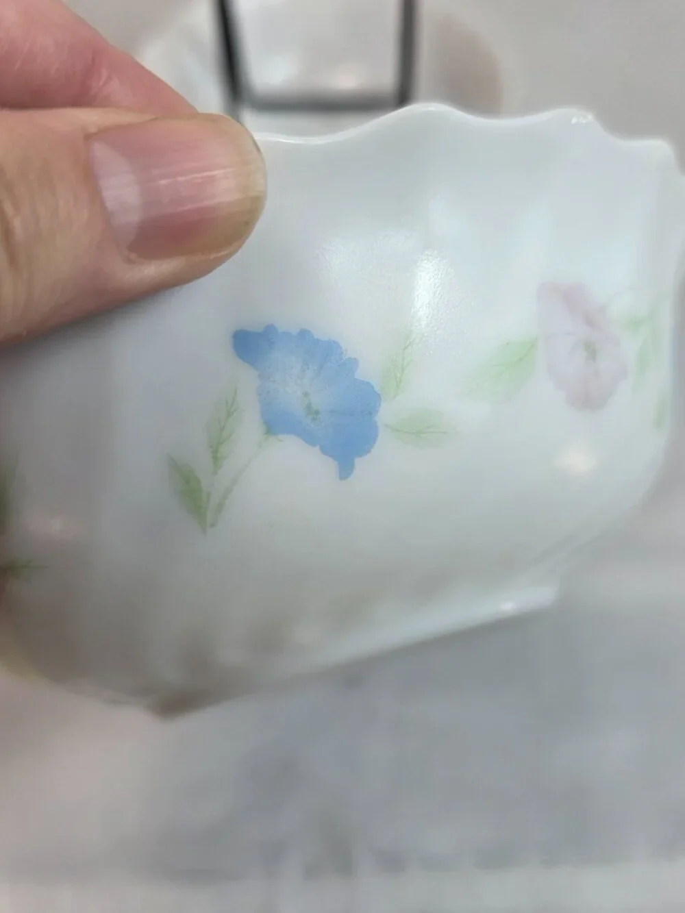 TWO Arcopal France Chloe Cereal Bowls White with Pink & Blue Flowers Scalloped
